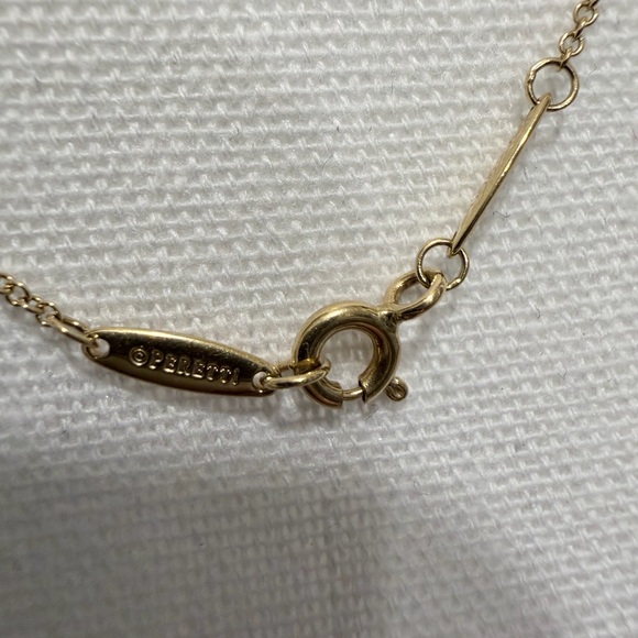 Elsa Peretti Tiffany & Co 
Single Diamond pendant in 18k yellow gold - Picture 2 of 6